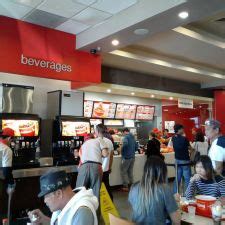 jollibee centerpoint mall  Our menu offers many of your favorite comfort foods including fried chicken, French fries, pies, spaghetti, burgers, and more but with a Filipino twist